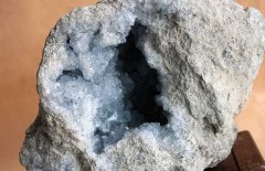 水晶產(chǎn)地在哪里？